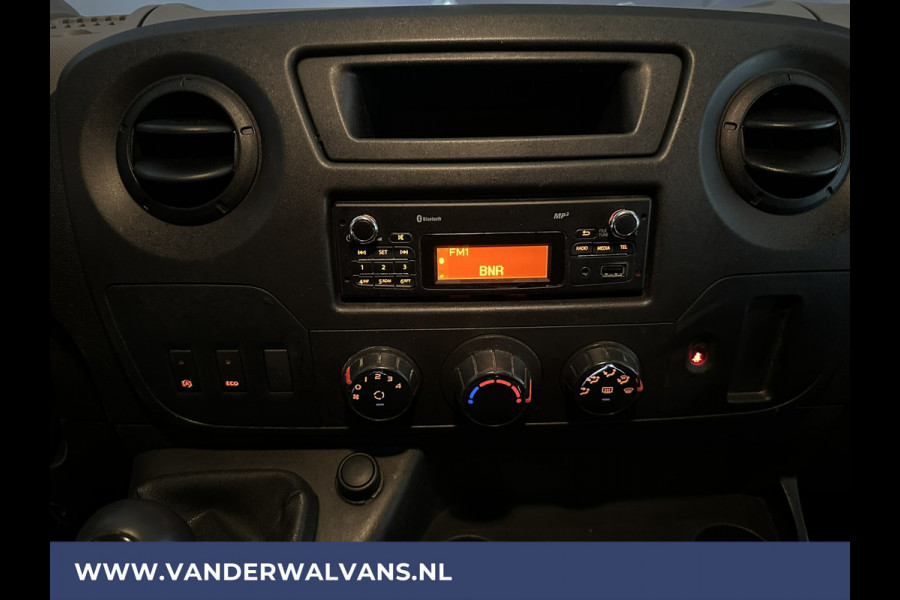 Renault Master 2.3 dCi 145 pk L2H2 Euro6 2500kg Trekhaak | 2x Zijdeur | Parkeersensoren | Chauffeursstoel, Bijrijdersbank