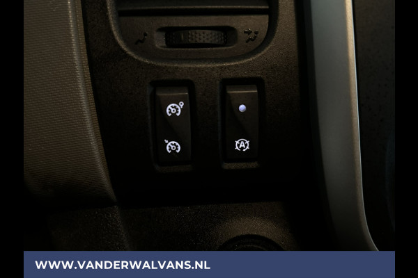 Renault Trafic 1.6 dCi L1H1 Euro6 Airco | Navigatie | Imperiaal | Cruisecontrol | Trekhaak | Parkeersensoren | Bijrijdersbank