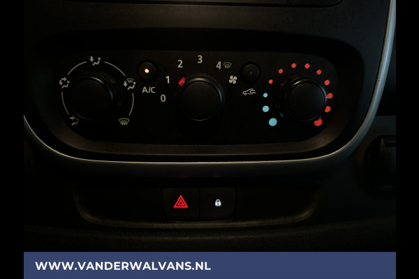Renault Trafic 1.6 dCi L1H1 Euro6 Airco | Navigatie | Imperiaal | Cruisecontrol | Trekhaak | Parkeersensoren | Bijrijdersbank