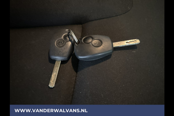 Renault Trafic 1.6 dCi L1H1 Euro6 Airco | Navigatie | Imperiaal | Cruisecontrol | Trekhaak | Parkeersensoren | Bijrijdersbank