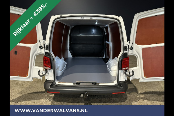Volkswagen Transporter 2.0 TDI L2H1 Euro6 RIJKLAAR Airco | Navigatie | Apple Carplay | Android Auto | Trekhaak Cruisecontrol, Parkeersensoren