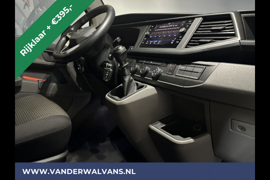 Volkswagen Transporter 2.0 TDI L2H1 Euro6 RIJKLAAR Airco | Navigatie | Apple Carplay | Android Auto | Trekhaak Cruisecontrol, Parkeersensoren
