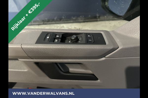 Volkswagen Transporter 2.0 TDI L2H1 Euro6 RIJKLAAR Airco | Navigatie | Apple Carplay | Android Auto | Trekhaak Cruisecontrol, Parkeersensoren