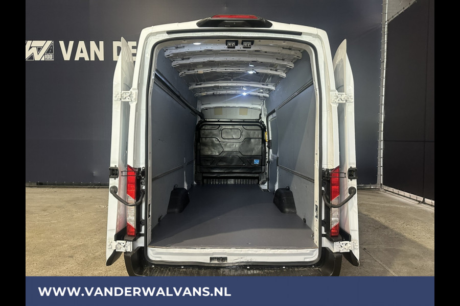 Ford Transit 2.0 TDCI 130pk L4H3 Jumbo Euro6 Airco | Camera | Apple Carplay | Android Auto | Cruisecontrol Verwarmde Voorruit, 270 Graden Achterdeuren, Bijrijdersbank, Parkeersensoren