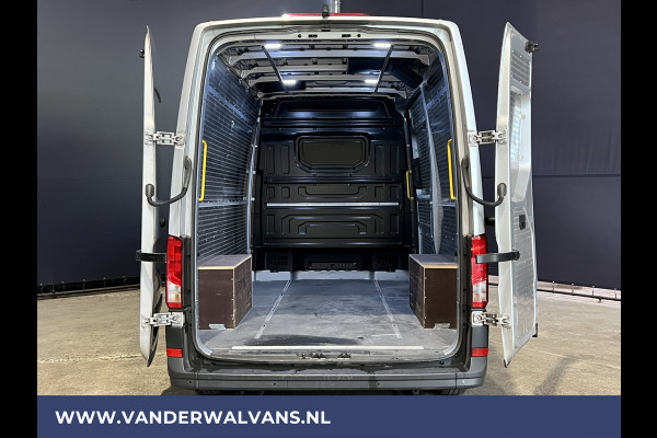 Volkswagen Crafter 2.0 TDI 140 pk L3H3 L2H2 Euro6 Airco | Camera | Apple Carplay | Android Auto | Cruisecontrol Parkeersensoren, Bijrijdersbank