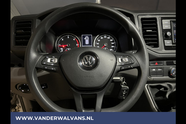 Volkswagen Crafter 2.0 TDI 140 pk L3H3 L2H2 Euro6 Airco | Camera | Apple Carplay | Android Auto | Cruisecontrol Parkeersensoren, Bijrijdersbank