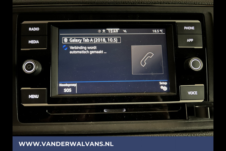 Volkswagen Crafter 2.0 TDI 140 pk L3H3 L2H2 Euro6 Airco | Camera | Apple Carplay | Android Auto | Cruisecontrol Parkeersensoren, Bijrijdersbank