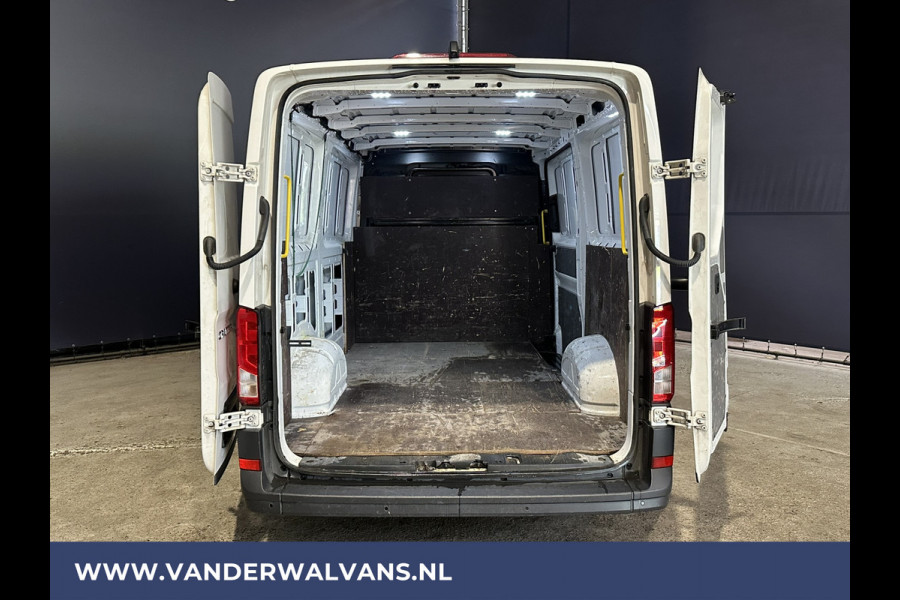 Volkswagen Crafter 2.0 TDI L3H2 L2H1 Euro6 Airco | Camera | Apple Carplay | Android Auto Parkeersensoren, Verwarmde voorruit, Bijrijdersbank