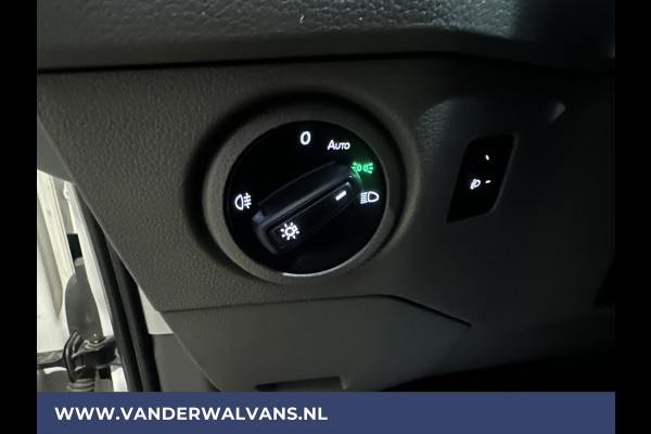 Volkswagen Crafter 2.0 TDI L3H2 L2H1 Euro6 Airco | Camera | Apple Carplay | Android Auto Parkeersensoren, Verwarmde voorruit, Bijrijdersbank