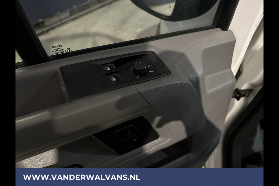 Volkswagen Crafter 2.0 TDI L3H2 L2H1 Euro6 Airco | Camera | Apple Carplay | Android Auto Parkeersensoren, Verwarmde voorruit, Bijrijdersbank