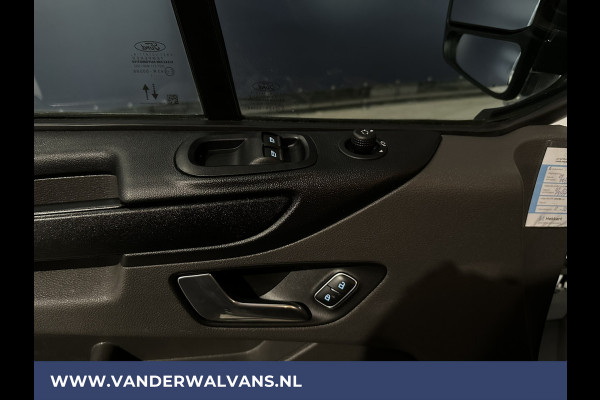 Ford Transit Custom 2.0 TDCI L1H1 Euro6 Airco | Camera | LED | Apple Carplay | Android Auto | 2500kg Trekhaak Cruisecontrol, Parkeersensoren, Verwarmde voorruit, Dakdragers, Bijrijdersbank