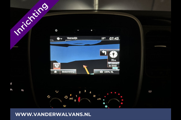 Renault Trafic 2.0 dCi 120pk L2H1 inrichting Euro6 Airco | Navigatie | LED | Camera | Cruisecontrol | Trekhaak Parkeersensoren, Bijrijdersbank