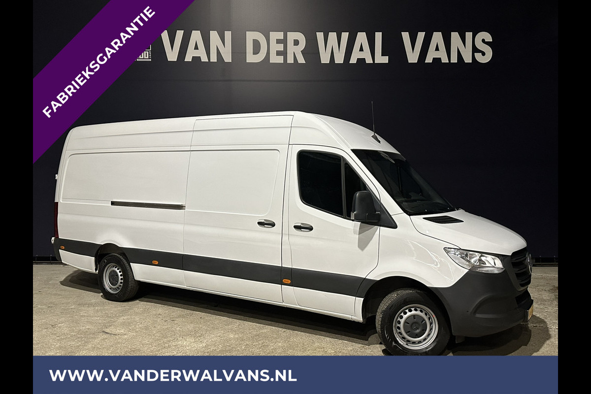 Mercedes-Benz Sprinter 317 CDI 170pk L3H2 Fabrieksgarantie Euro6 Airco | Camera | Apple Carplay | Cruisecontrol Android Auto, Parkeersensoren, Stoelverwarming, Bijrijdersbank Mercedes-Benz Sprinter 317 CDI 170pk L3H2 Fabrieksgarantie Euro6 Airco | Camera | Apple Carplay | Cruisecontrol Android Auto, Parkeersensoren, Stoelverwarming, Bijrijdersbank