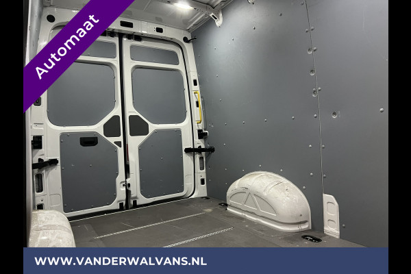 Volkswagen Crafter 2.0 TDI 140 pk Automaat L3H3 L2H2 Euro6 Airco | Navigatie | Apple Carplay | Cruisecontrol Android Auto, Parkeersensoren, chauffeursstoel