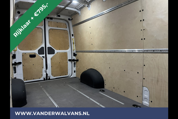 Volkswagen Crafter 2.0 TDI Automaat L4H3 L3H2 RIJKLAAR Euro6 Airco | Navigatie | Cruisecontrol | Camera apple carplay, android auto, parkeersensoren, bijrijdersbank, 270 gr. achterdeuren