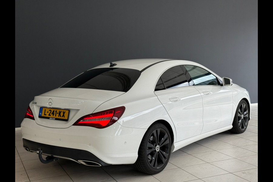 Mercedes-Benz CLA-Klasse 180 AUT Business Solution Stoelver|Afneem Trekhaak|Navi