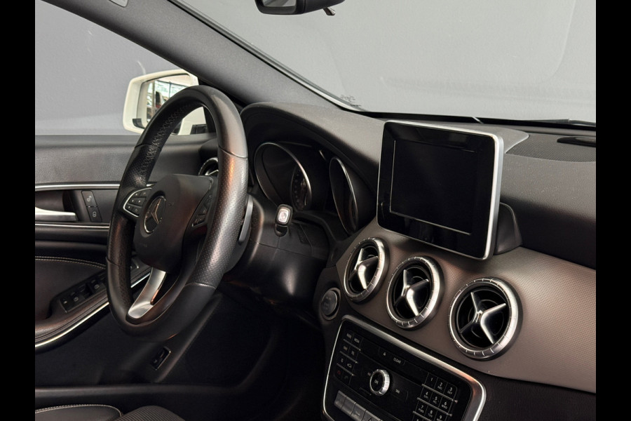 Mercedes-Benz CLA-Klasse 180 AUT Business Solution Stoelver|Afneem Trekhaak|Navi