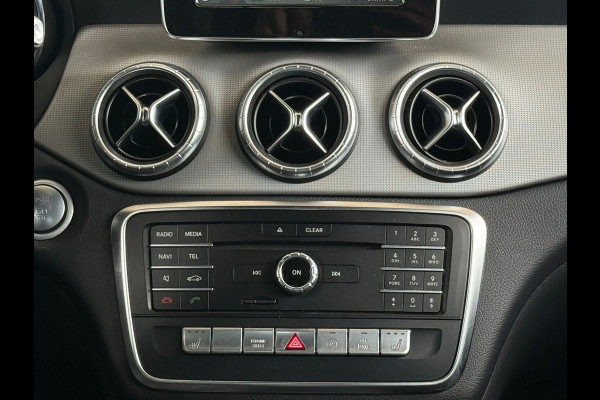 Mercedes-Benz CLA-Klasse 180 AUT Business Solution Stoelver|Afneem Trekhaak|Navi