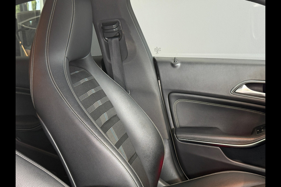 Mercedes-Benz CLA-Klasse 180 AUT Business Solution Stoelver|Afneem Trekhaak|Navi
