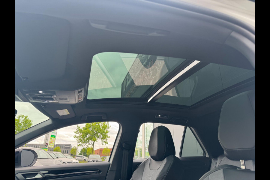 Volkswagen T-Roc 1.5 TSI 3xR-Line Aut. Pano/Acc/ppilot/Full!!