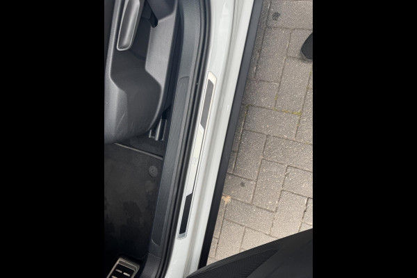 Volkswagen T-Roc 1.5 TSI 3xR-Line Aut. Pano/Acc/CAM/FULL!!