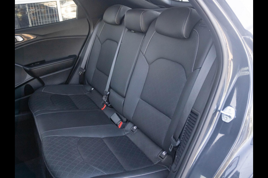 Kia Xceed 1.6 GDi PHEV ExecutiveLine l Schuif / kantel dak l Stoel stuur verwarming l Stoel ventilatie l draadloos opladen smartphone l