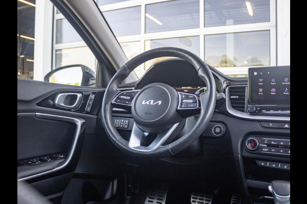 Kia Xceed 1.6 GDi PHEV ExecutiveLine l Schuif / kantel dak l Stoel stuur verwarming l Stoel ventilatie l draadloos opladen smartphone l