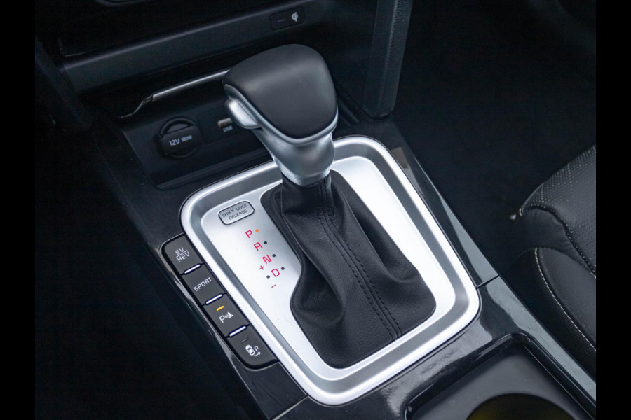 Kia Xceed 1.6 GDi PHEV ExecutiveLine l Schuif / kantel dak l Stoel stuur verwarming l Stoel ventilatie l draadloos opladen smartphone l