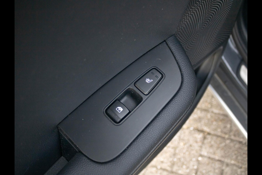 Kia Xceed 1.6 GDi PHEV ExecutiveLine l Schuif / kantel dak l Stoel stuur verwarming l Stoel ventilatie l draadloos opladen smartphone l