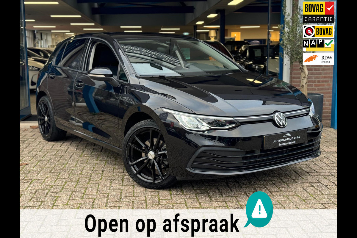 Volkswagen Golf 1.0 TSI Life Business 2022 NAVI CARPLAY NAP! Volkswagen Golf 1.0 TSI Life Business 2022 NAVI CARPLAY NAP!