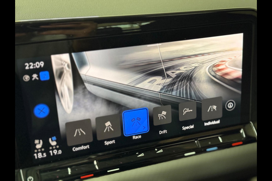 Volkswagen Golf 8 2.0 TSI R 4MOTION Performance | Drift mode| Pano | AKRAPOVIC | Harman/Kardon | Stoelventilatie Side assist