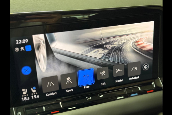 Volkswagen Golf 8 2.0 TSI R 4MOTION Performance | Drift mode| Pano | AKRAPOVIC | Harman/Kardon | Stoelventilatie Side assist