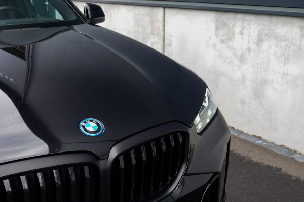 BMW X5 xDrive 50e Launch Edition *M-Sport Pro / Panorama / Luchtvering / Harman-Kardon / HUD / Memory*