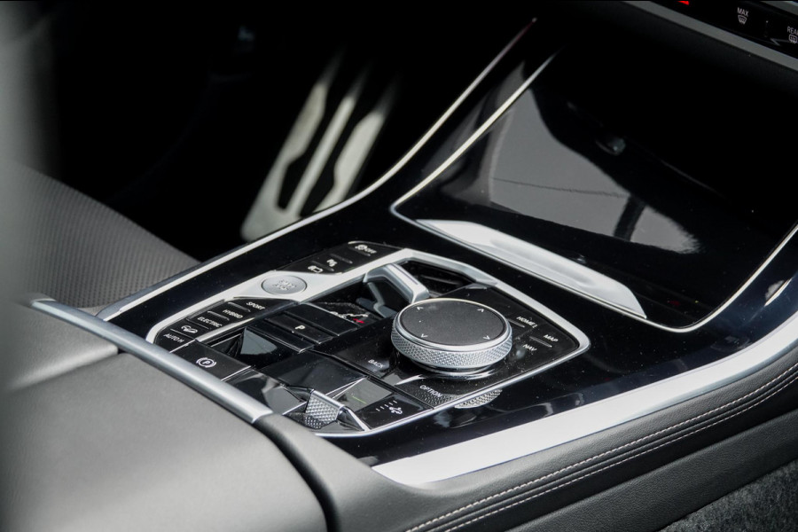 BMW X5 xDrive 50e Launch Edition *M-Sport Pro / Panorama / Luchtvering / Harman-Kardon / HUD / Memory*