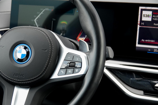 BMW X5 xDrive 50e Launch Edition *M-Sport Pro / Panorama / Luchtvering / Harman-Kardon / HUD / Memory*