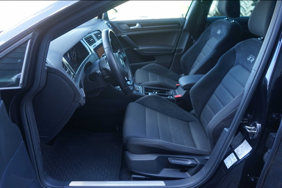 Volkswagen Golf 7.5 R 4Motion 2.0 TSI R20 DSG