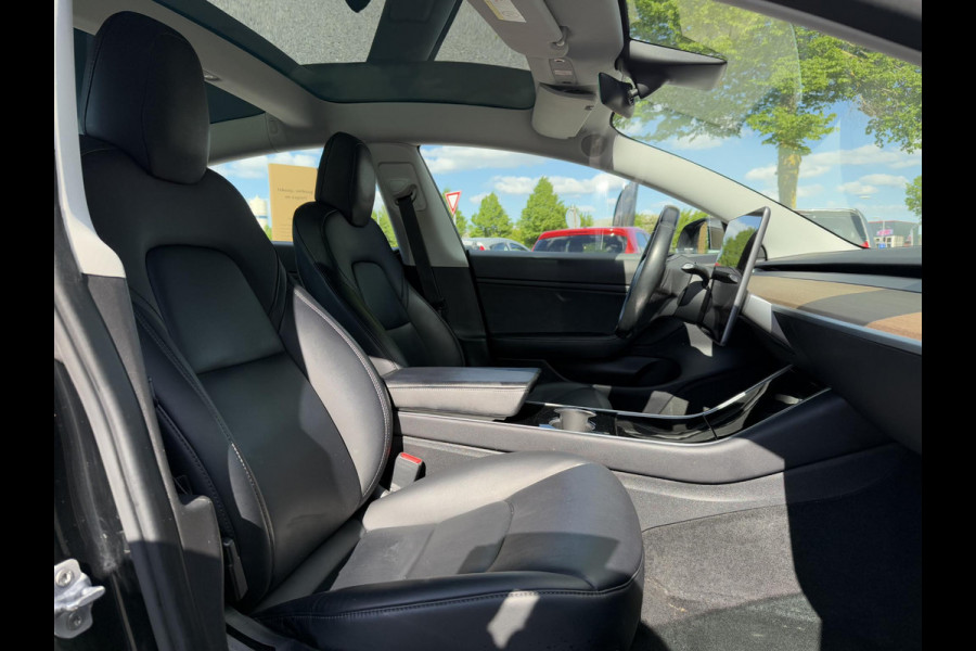 Tesla Model 3 Long Range RWD 75 kWh 1e Eigenaar,Autopilot,Panodak,BTW Auto,Leder,360 Camera,NL Auto,N.A.P,Nieuwe APK bij Aflevering