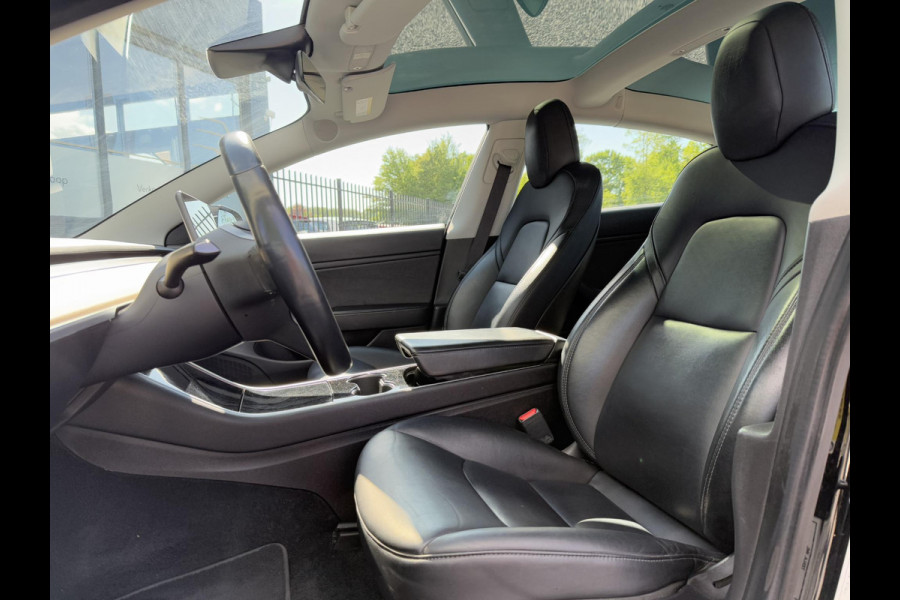 Tesla Model 3 Long Range RWD 75 kWh 1e Eigenaar,Autopilot,Panodak,BTW Auto,Leder,360 Camera,NL Auto,N.A.P,Nieuwe APK bij Aflevering