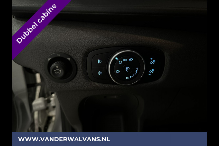 Ford Transit 2.0 TDCI 131pk L3H2 Dubbele Cabine Euro6 Airco | 6-zits | 2500kg Trekhaak | Cruisecontrol | Parkeersensoren Verwarmde voorruit