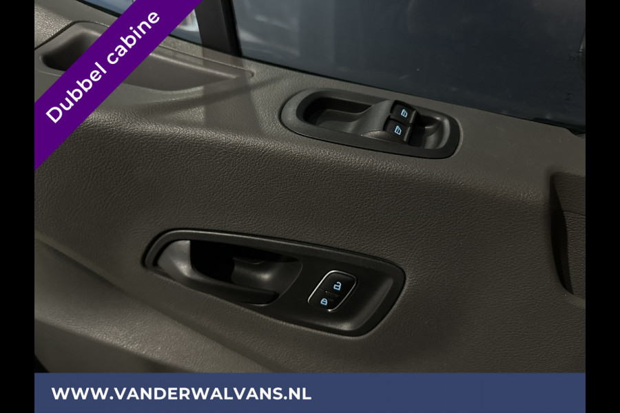 Ford Transit 2.0 TDCI 131pk L3H2 Dubbele Cabine Euro6 Airco | 6-zits | 2500kg Trekhaak | Cruisecontrol | Parkeersensoren Verwarmde voorruit
