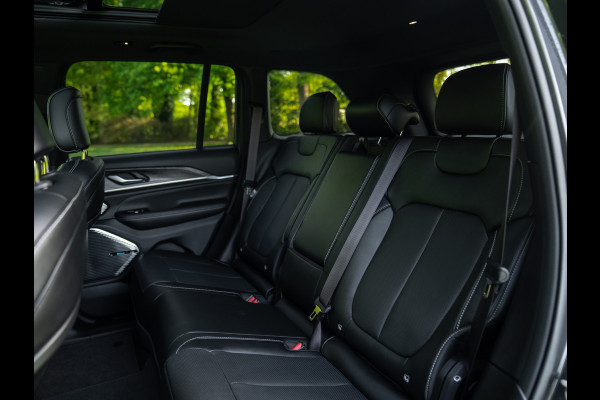 Jeep Grand Cherokee Overland 4XE 380pk PHEV | Nieuw | Full option! | Pano-dak | Stoelventilatie | Luchtvering | Night Vision
