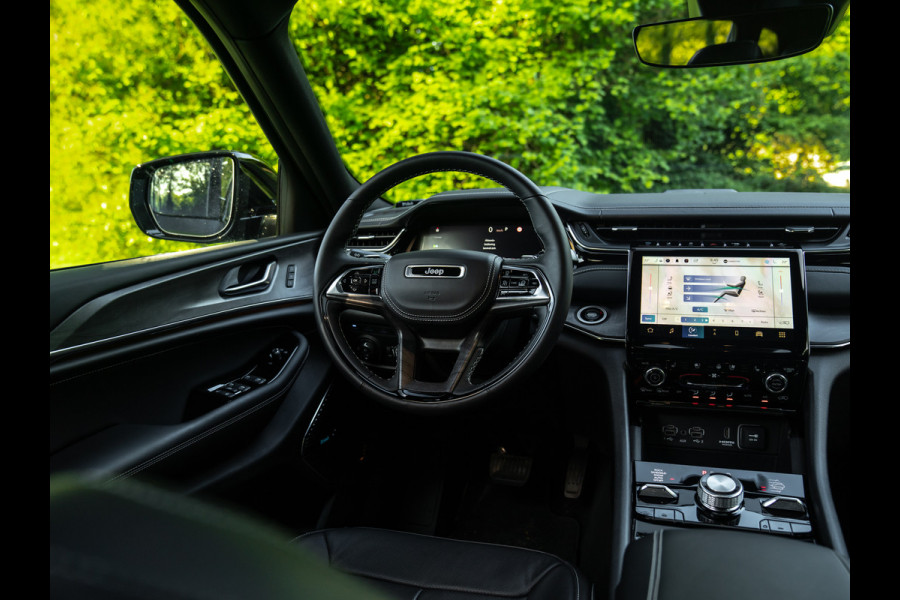 Jeep Grand Cherokee Overland 4XE 380pk PHEV | Nieuw | Full option! | Pano-dak | Stoelventilatie | Luchtvering | Night Vision