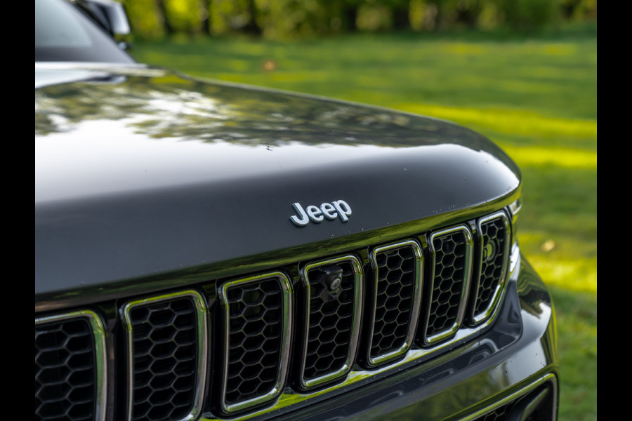 Jeep Grand Cherokee Overland 4XE 380pk PHEV | Nieuw | Full option! | Pano-dak | Stoelventilatie | Luchtvering | Night Vision