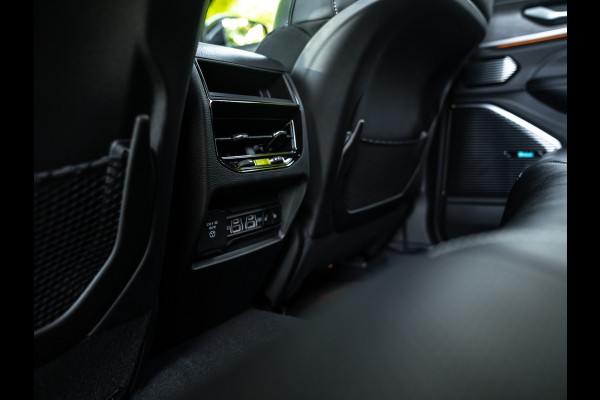 Jeep Grand Cherokee Overland 4XE 380pk PHEV | Nieuw | Full option! | Pano-dak | Stoelventilatie | Luchtvering | Night Vision