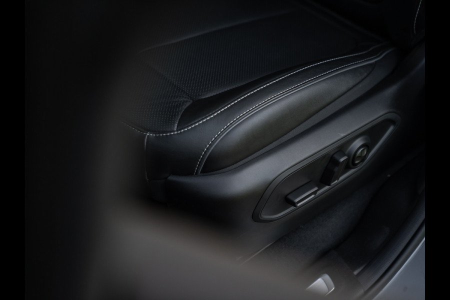 Jeep Grand Cherokee Overland 4XE 380pk PHEV | Nieuw | Full option! | Pano-dak | Stoelventilatie | Luchtvering | Night Vision