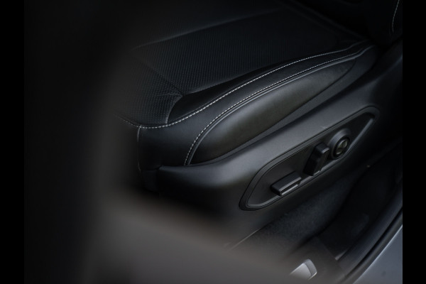 Jeep Grand Cherokee Overland 4XE 380pk PHEV | Nieuw | Full option! | Pano-dak | Stoelventilatie | Luchtvering | Night Vision