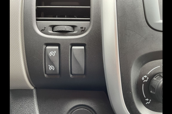 Renault Trafic 1.6 dCi E6 Comfort Lengte 2 3 Zits BPM Vrij! Lease €264 p/m, Laadbrug, Airco, Navi, PDC, Volledig onderhoudshistorie aanwezig