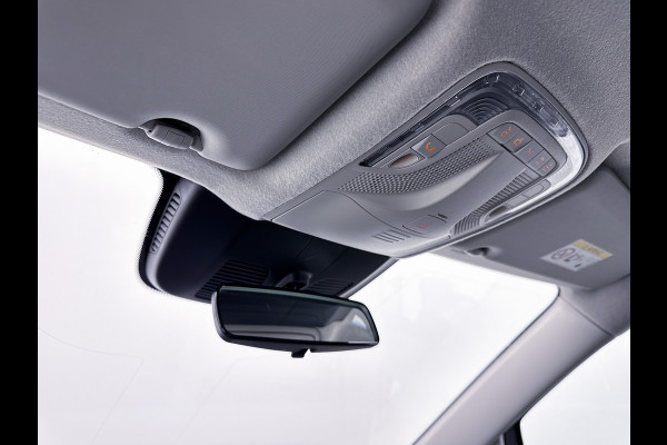 Mercedes-Benz Vito 114 CDI Extra Lang Dubbele Cabine XL 24 Maanden Certified Garantie LED Trekhaak Apple Carplay/Android Auto Achteruitrijcamera Cr