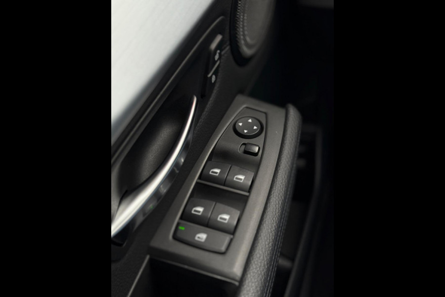 BMW 2 Serie Active Tourer 218i High Executive Launch Edition H/K
