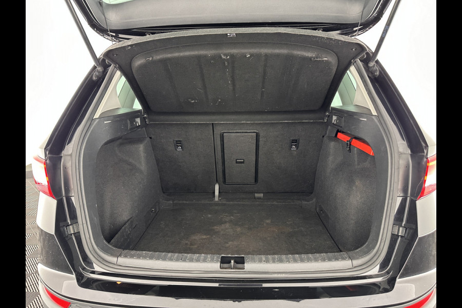 Seat Ateca 1.5 TSI Style Business Intense Aut. *DIGI-COCKPIT | FULL-LED | BLINDSPOT | ADAPTIVE-CRUISE | BEATS-AUDIO | CAMERA | KEYLESS | NAVI-FULLMAP | DYNAMICA-MICROFIBRE | SPORT-SEATS | DAB+ | TOWBAR | SHIFT-PADDLES | CARPLAY | 18"